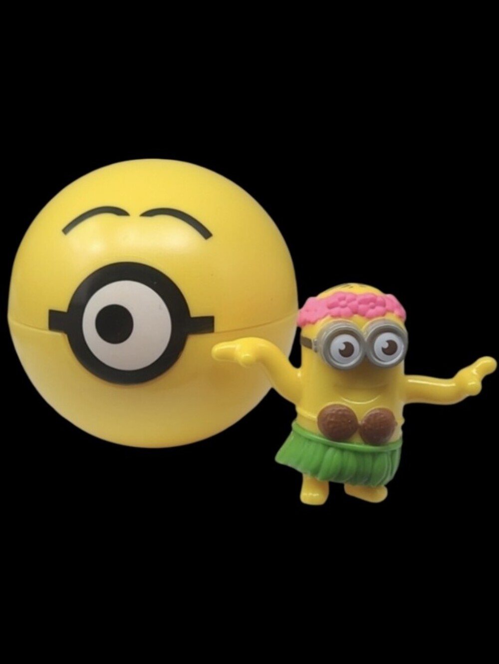 NEW 2019 McDONALDS HAPPY MEAL TOY MINIONS RISE OF GRU HAWAIIAN HULA DANCER